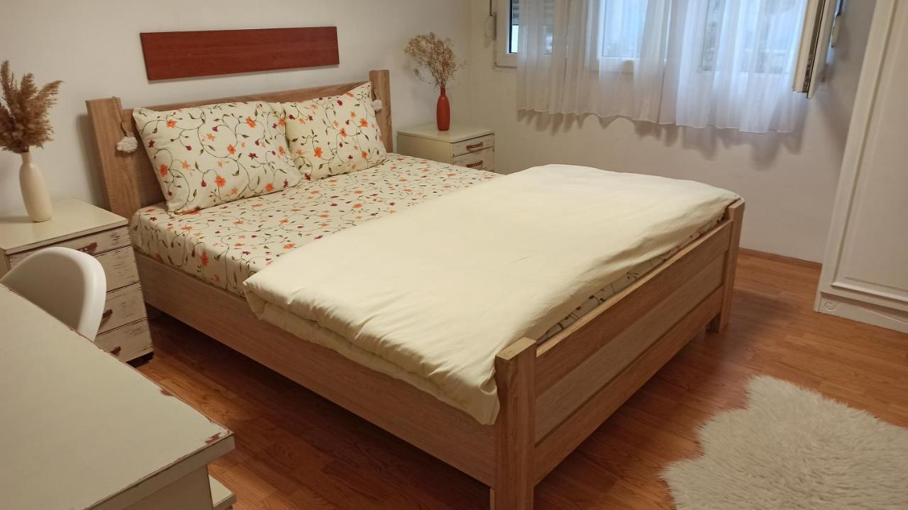 Martha's Place - Preko Morace *